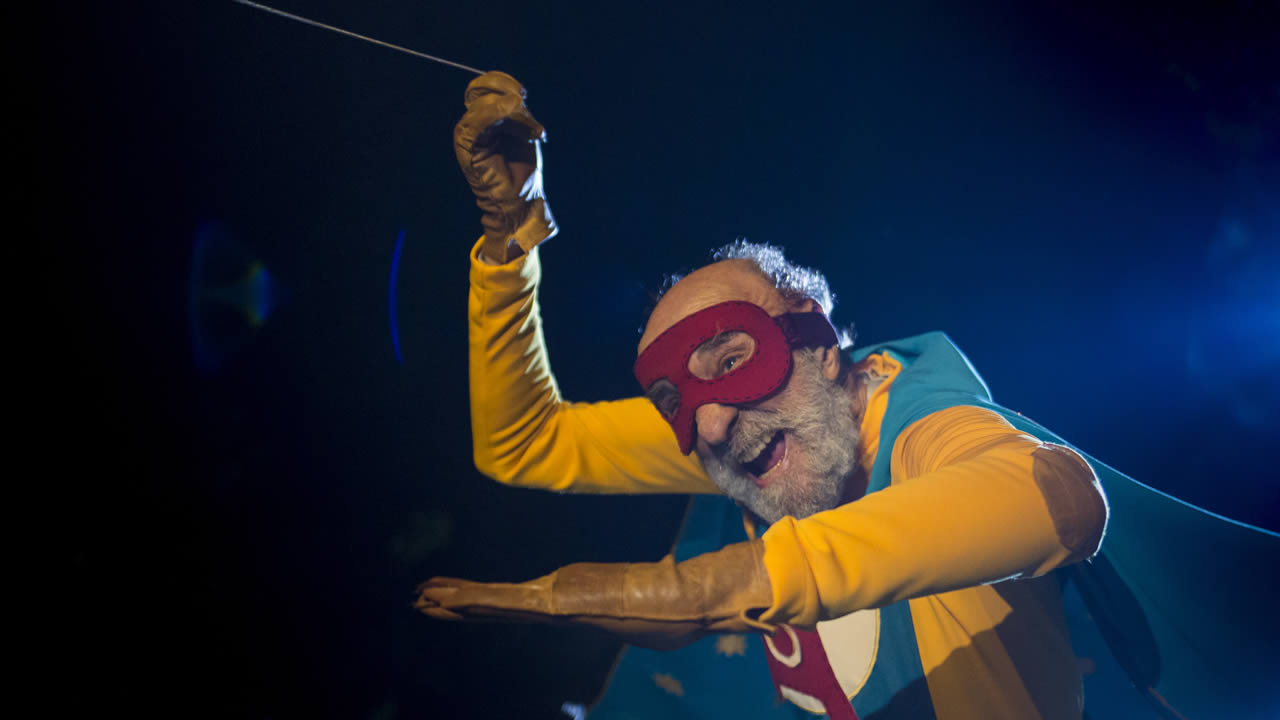 Capitão Astúcia estreia no YouTube de graça para o Brasil inteiro