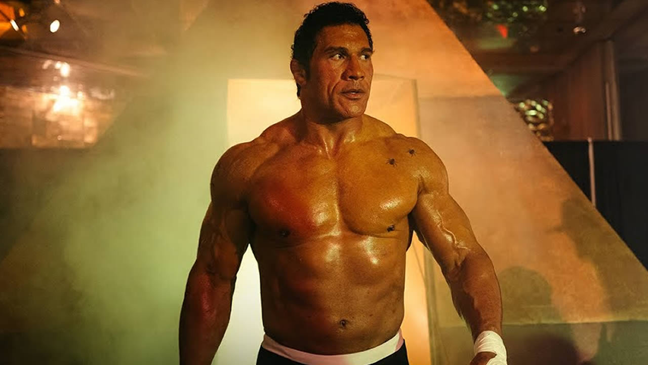 Coração de Lutador, com The Rock, ganha trailer