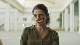 Sonhar com Leões, com Denise Fraga, ganha data de estreia